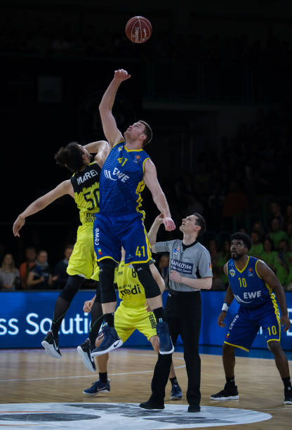 亚细安足球锦标赛 泰国卫冕梦碎越南第三度夺冠.